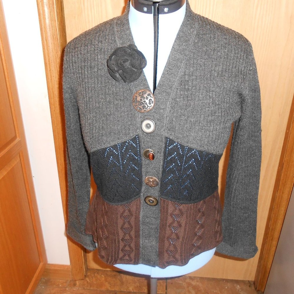 sweater by z nice buttons large